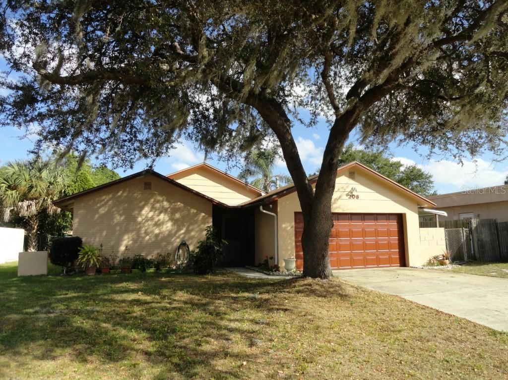 208 Buttonwood Ave., Winter Springs, FL 32708