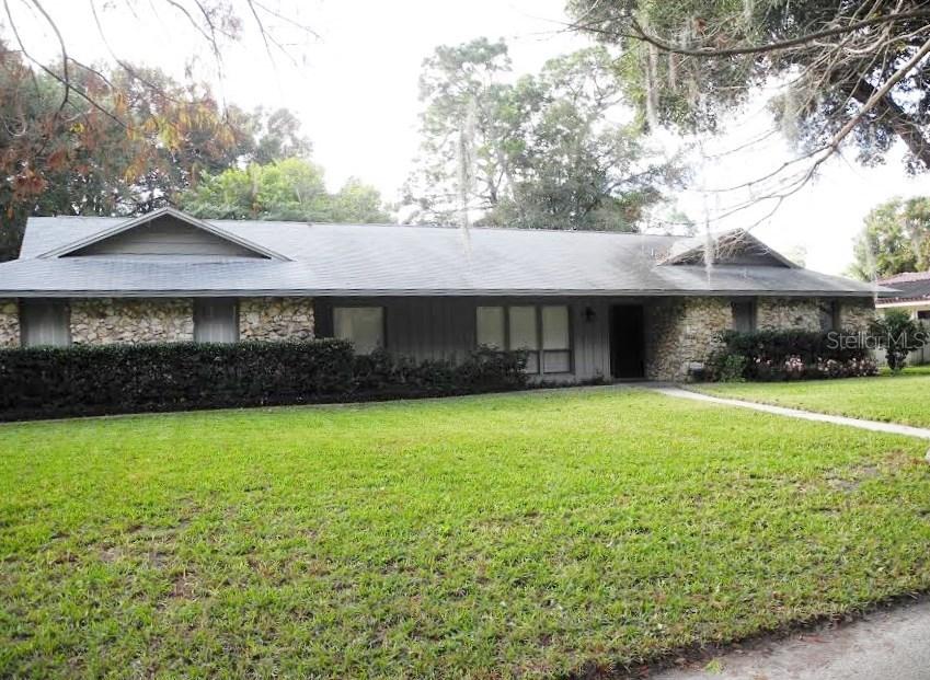 1202 Roxboro Rd., Longwood, FL 32750