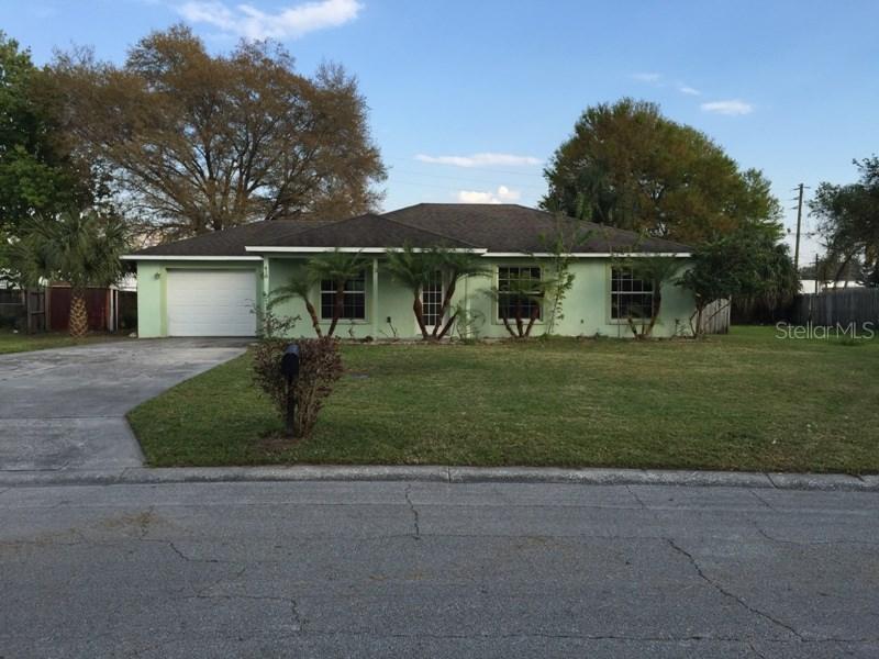 418 Poinciana Cir., Kissimmee, FL 34744