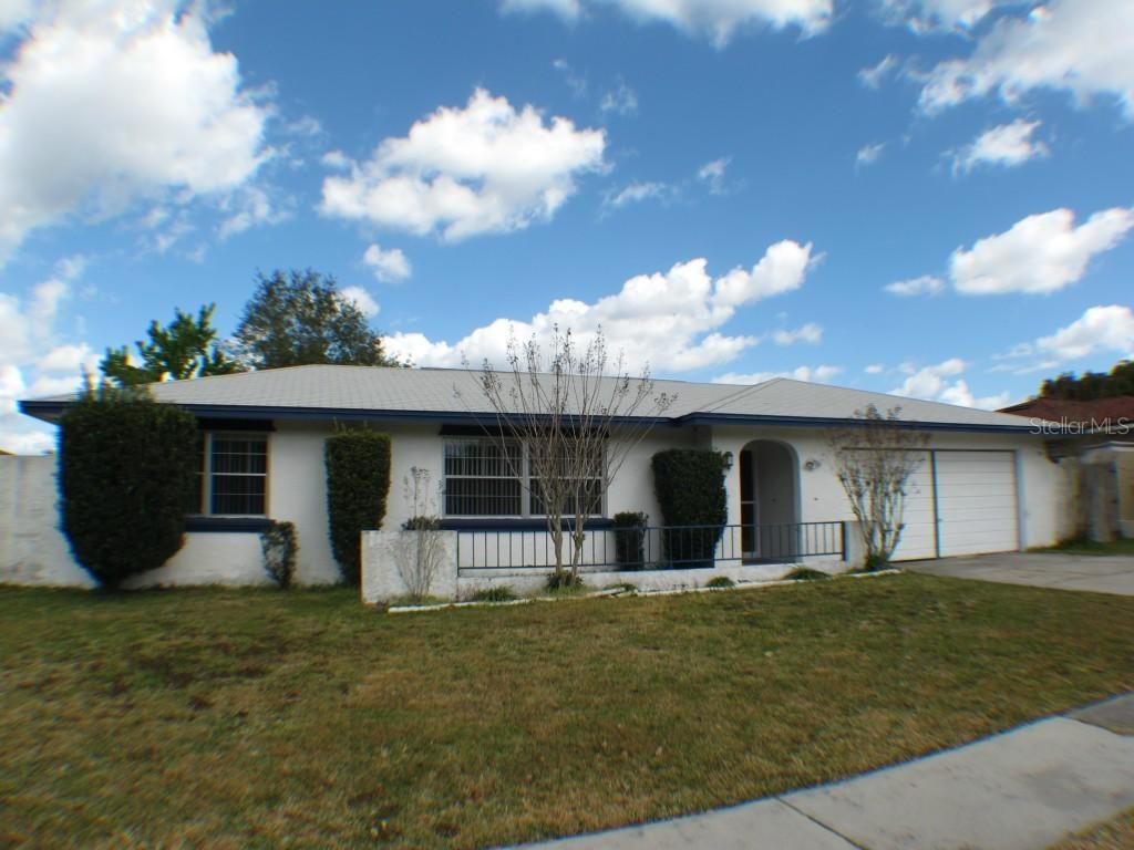 627 Woodland St., Altamonte Springs, FL 32714