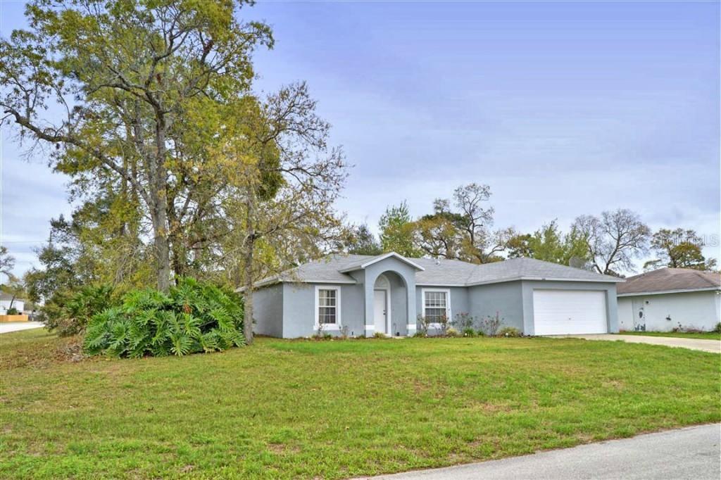 1636 Fentress Ave., Deltona, FL 32738