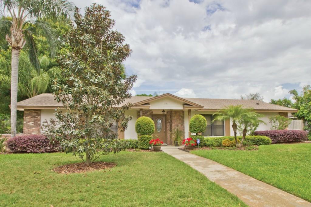 221 W Cumberland Cir., Longwood, FL 32779