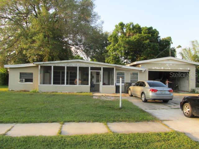 221 E 7th St., Chuluota, FL 32766