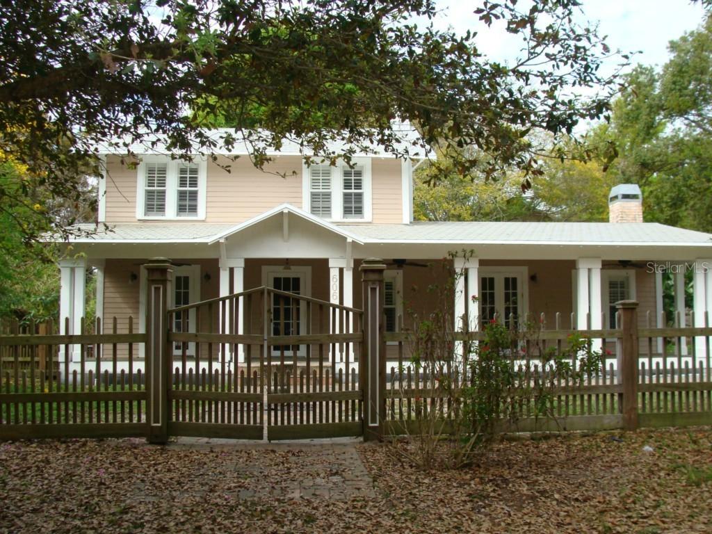 606 Forest St., Windermere, FL 34786