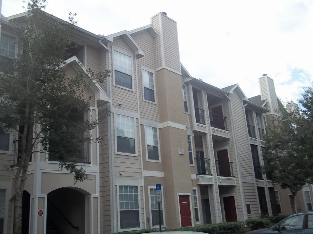 2000 Erving Cir. #102, Ocoee, FL 34761