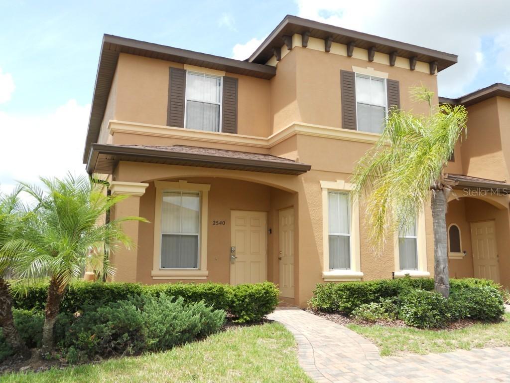 2540 Calabria Ave., Davenport, FL 33897