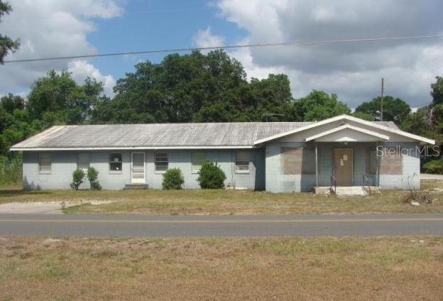 2201 Dixie Ave., Eustis, FL 32726