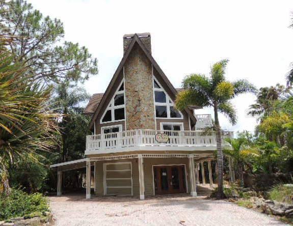 525 Tennessee Ave., Crystal Beach, FL 34681