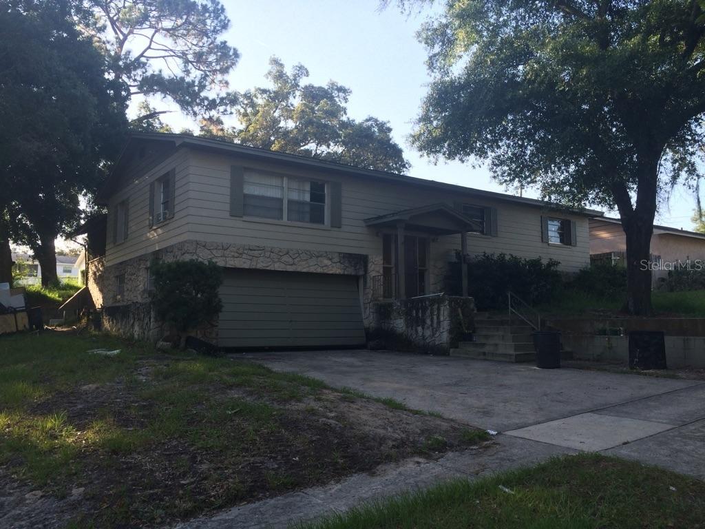 2227 Seely Dr., Orlando, FL 32808
