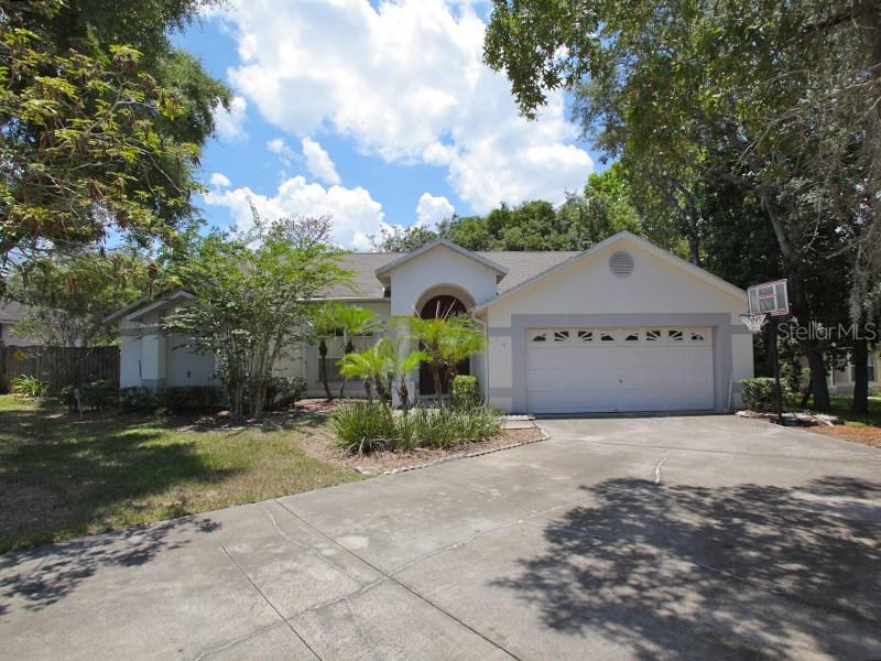 124 Hanging Moss Rd., Davenport, FL 33837