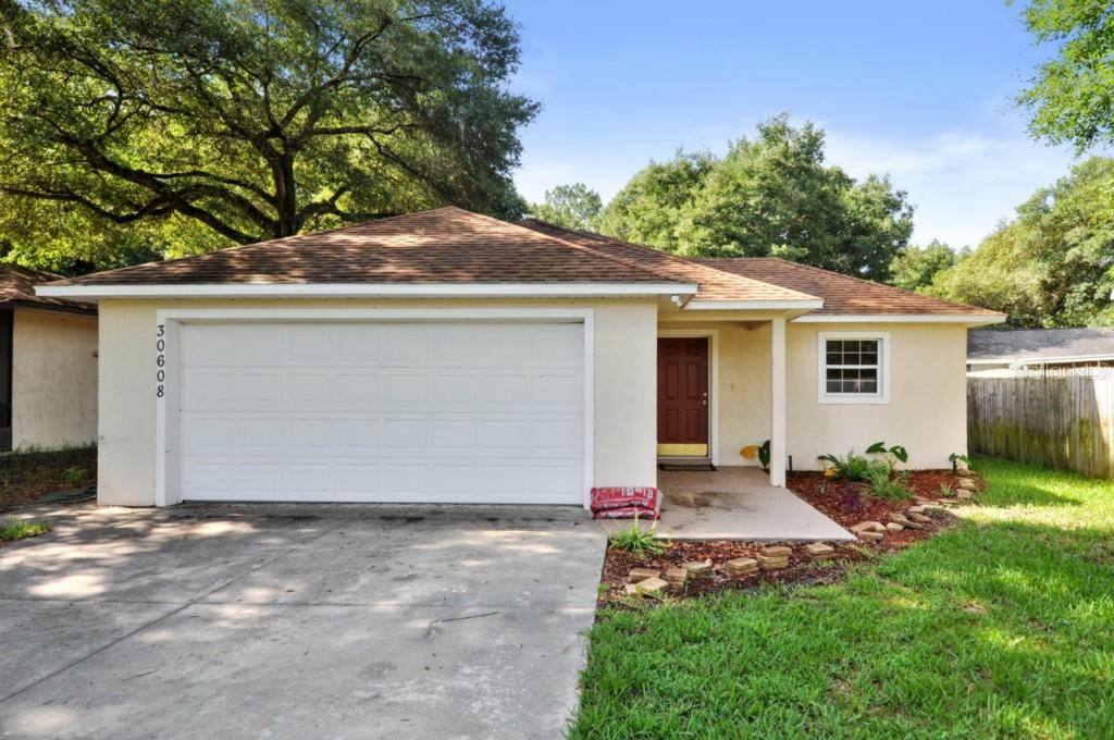 30608 Prestwick Ave., Sorrento, FL 32776