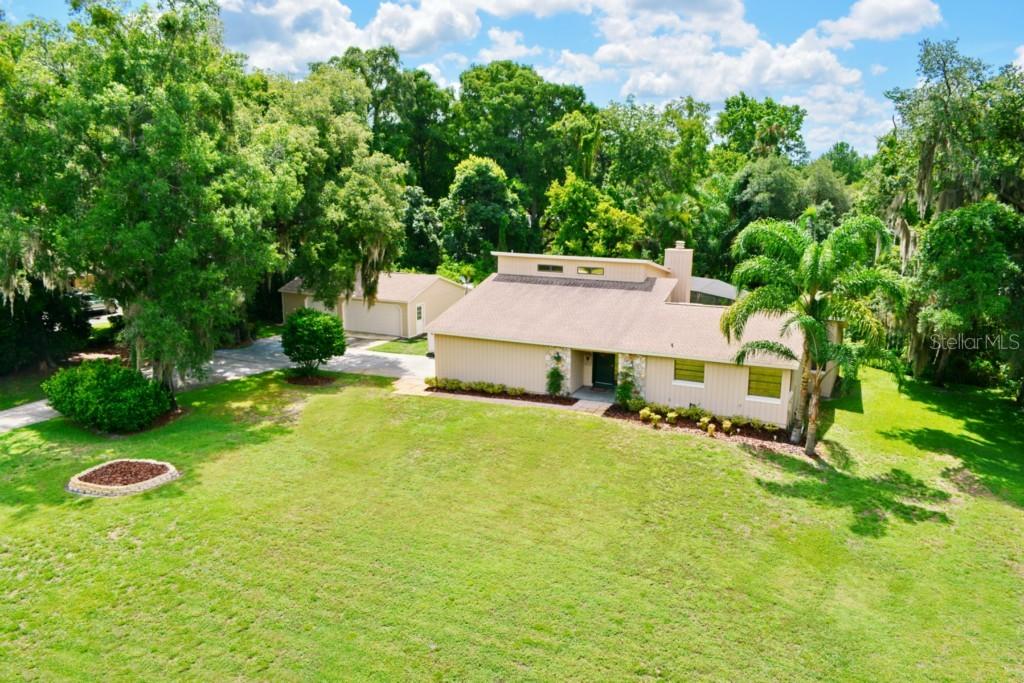 140 Roann Dr., Oviedo, FL 32765