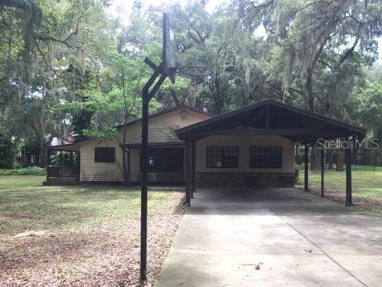 231 Duke Simms Rd., Brandon, FL 33511