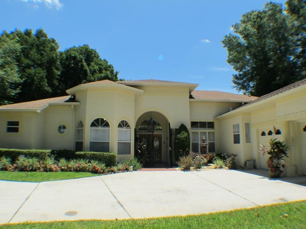 405 Raymond Ave., Longwood, FL 32750