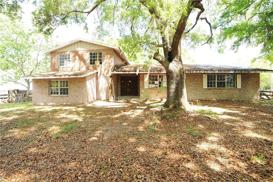 16748 Whirley Rd., Lutz, FL 33558