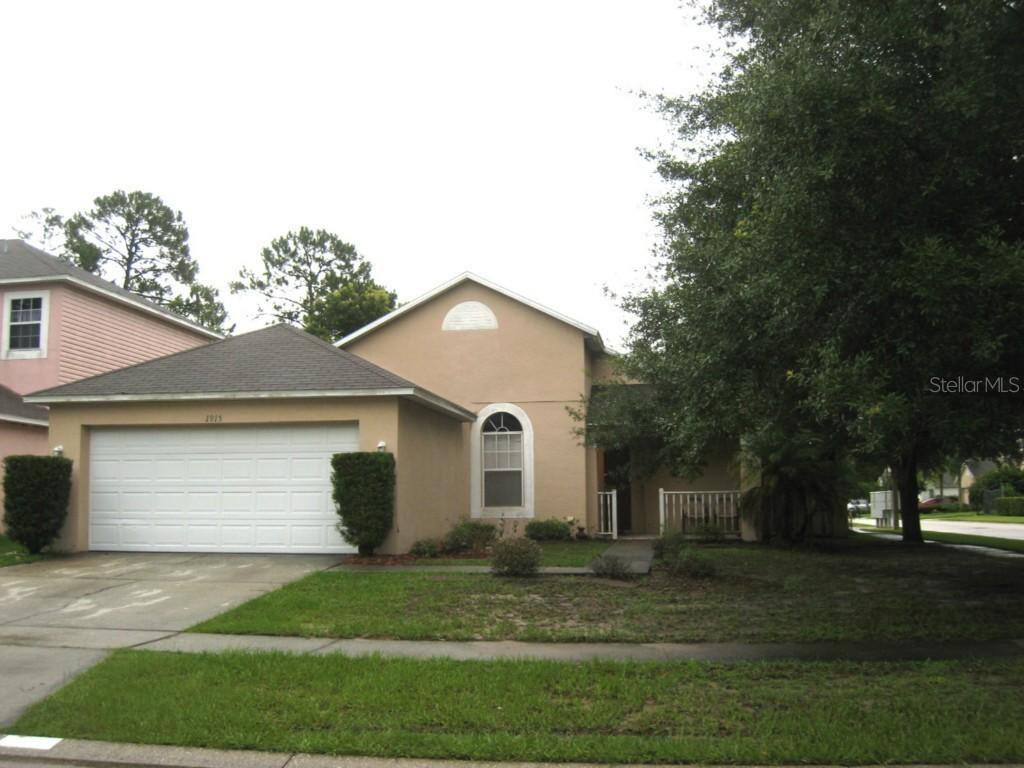1915 Palmetto Pine Ln., Orlando, FL 32826