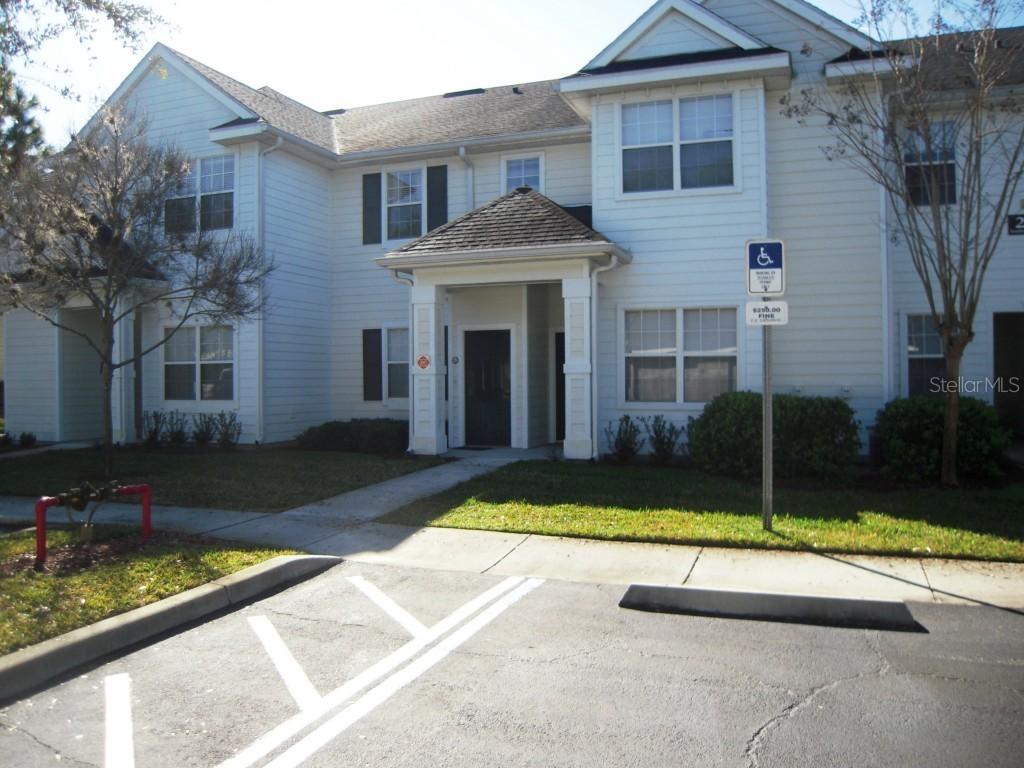 200 Southern Pecan Cir. #202, Winter Garden, FL 34787