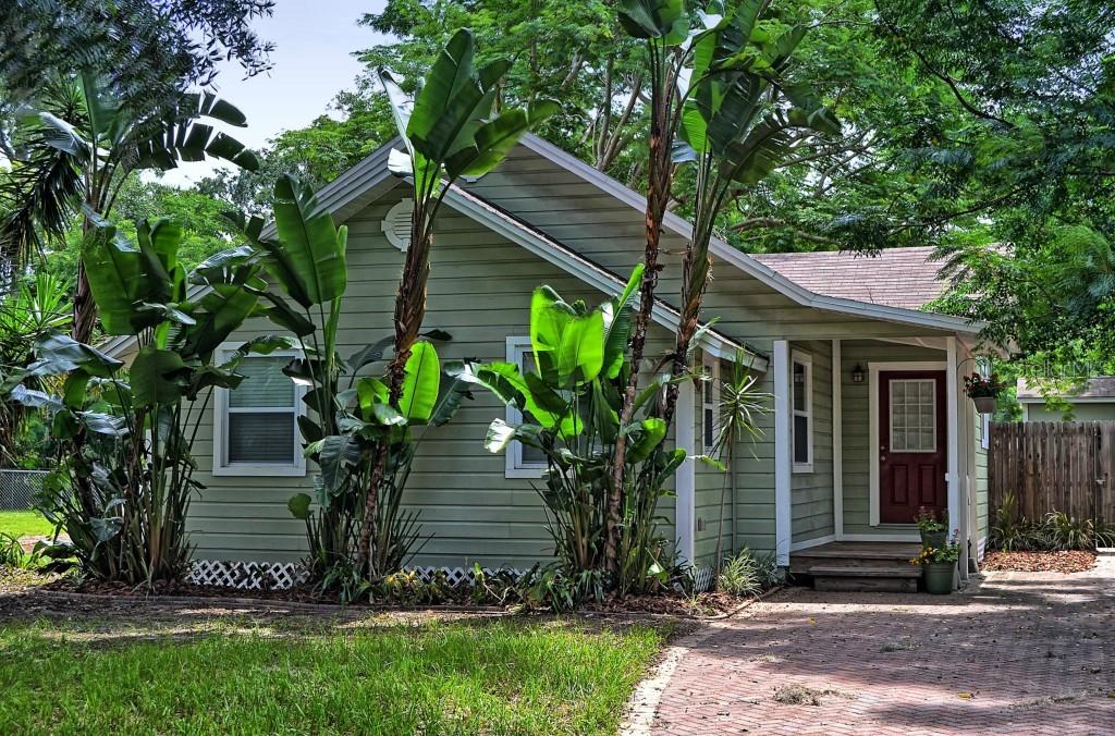 2605 Ives Ave., Orlando, FL 32806