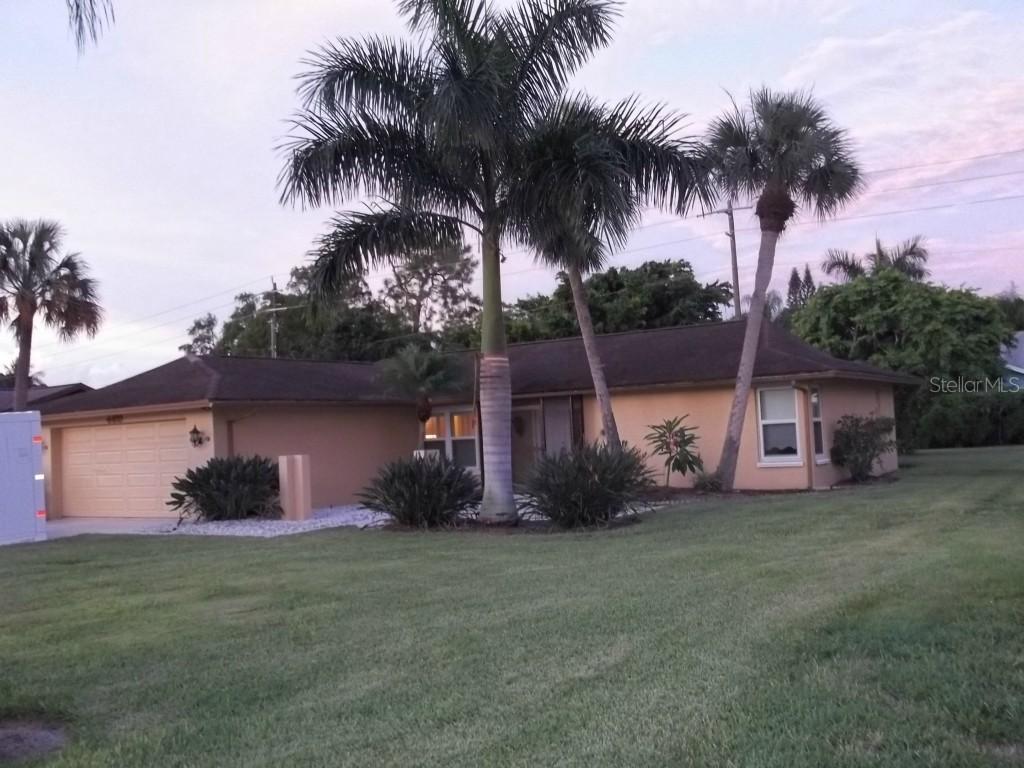 4499 Lakewood Blvd., Naples, FL 34112