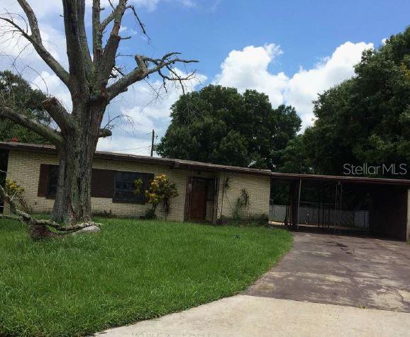 215 Poinciana Cir., Kissimmee, FL 34744