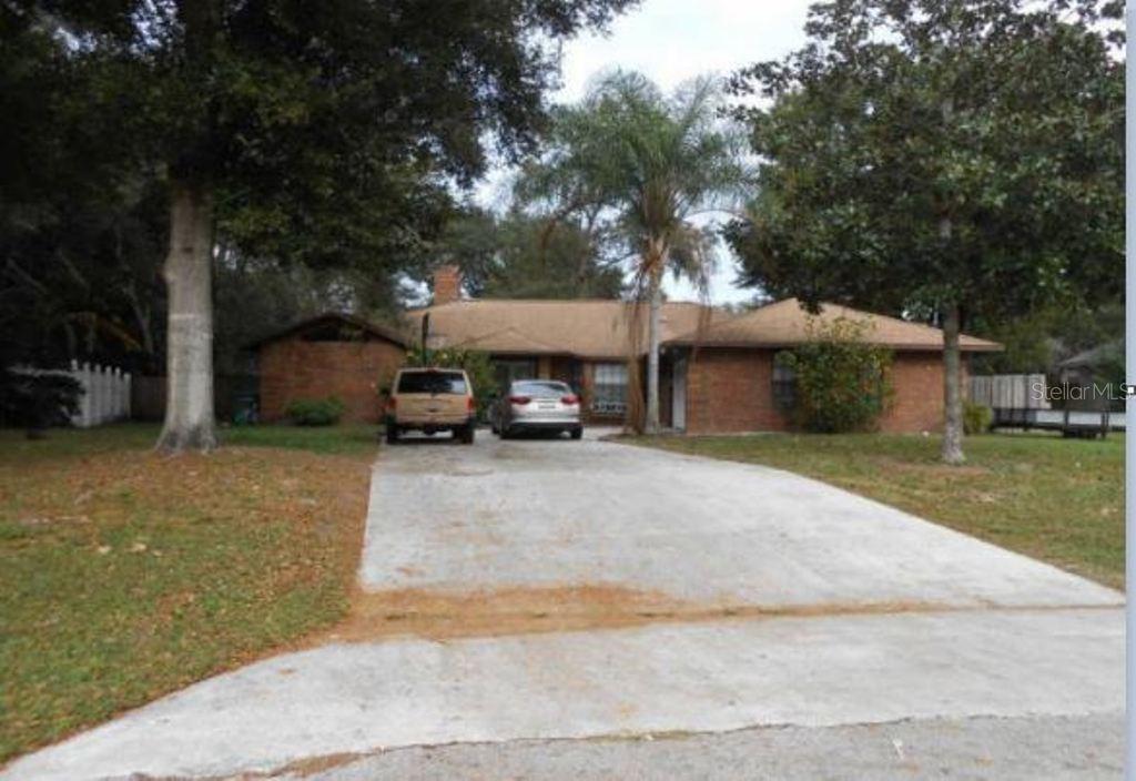 1036 N Harbor Dr., Deltona, FL 32725