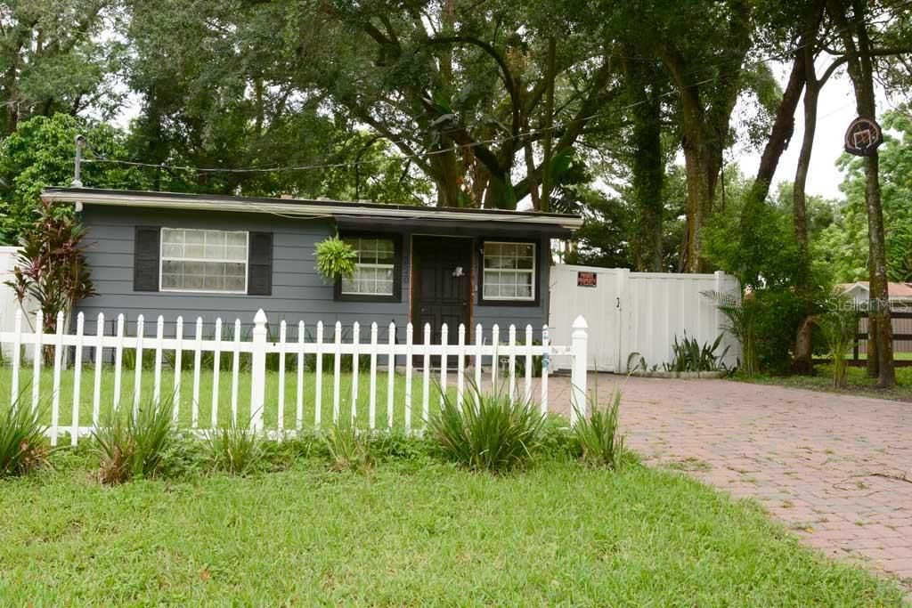 2540 Mayer St., Orlando, FL 32806