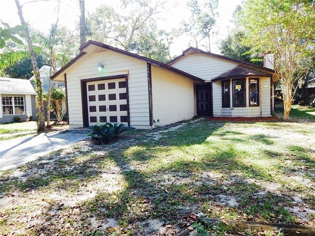 25916 Eufaula Way, Sorrento, FL 32776