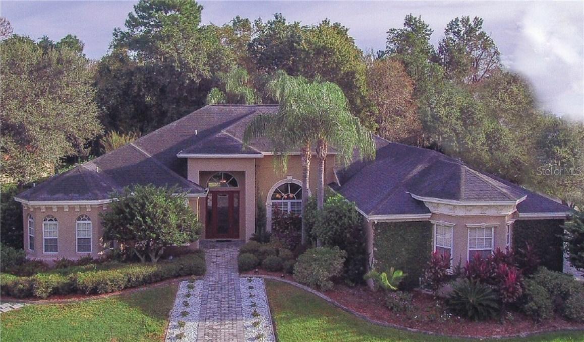 520 W Palm Valley Dr., Oviedo, FL 32765