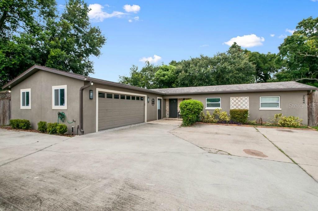 2644 Conway Gardens Rd., Orlando, FL 32806