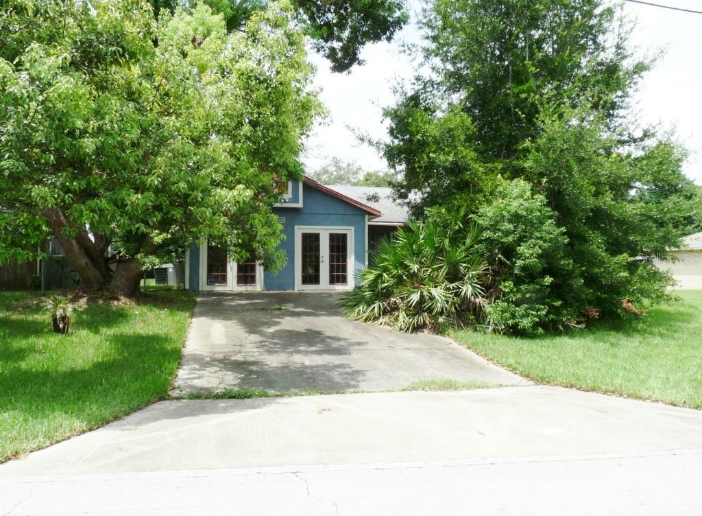 472 Leland Dr., Deltona, FL 32725