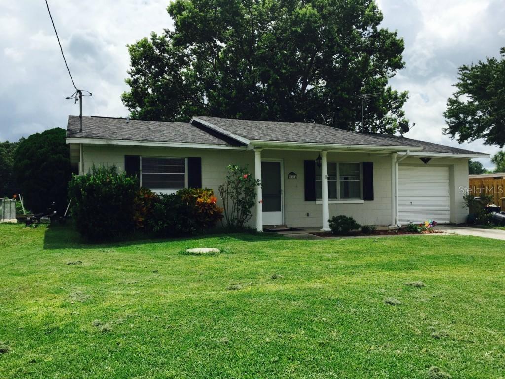 26614 Bermuda Dr., Tavares, FL 32778