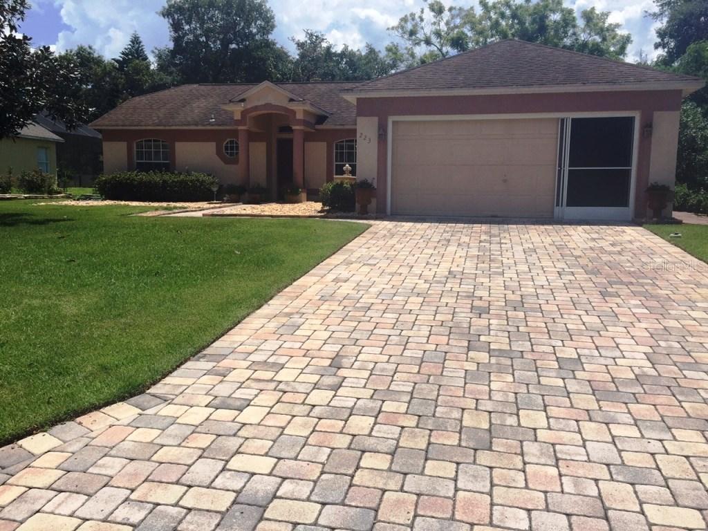 223 Hanging Moss Rd., Davenport, FL 33837