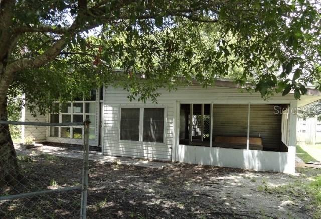 2221 Shawnee St., Sarasota, FL 34231