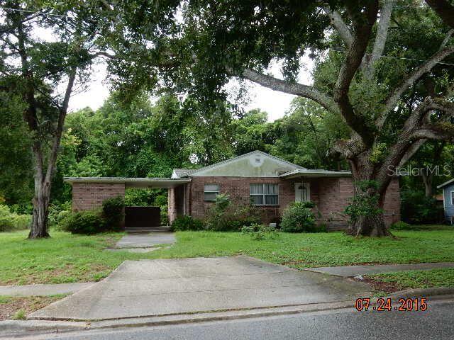 28 Deacon Jones Blvd., Orlando, FL 32810