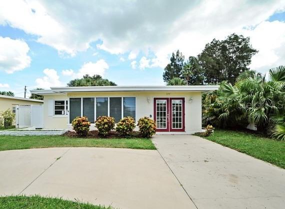 875 Bruce Ave., Clearwater Beach, FL 33767