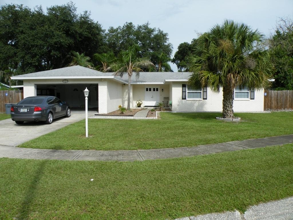 249 Van Gogh Cir., Brandon, FL 33511