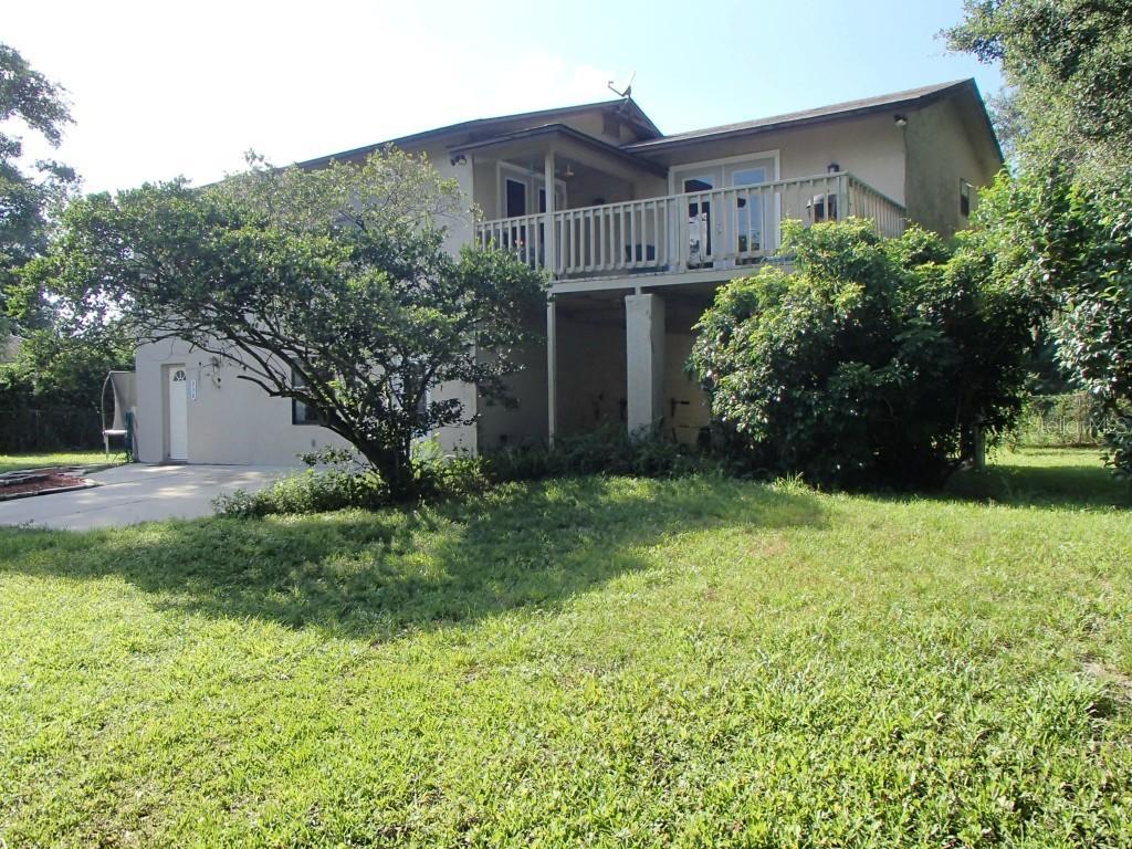 938 Pine St., Oviedo, FL 32765