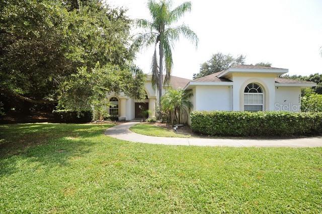 2802 Winding Trail Dr., Valrico, FL 33596