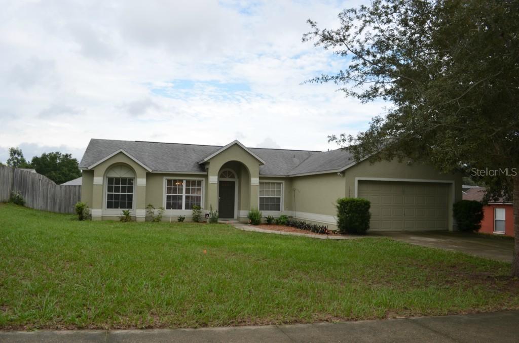 1242 Kenworth Dr., Apopka, FL 32712