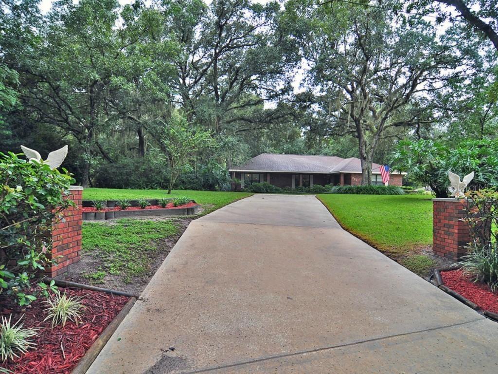 227 Clearview Rd., Chuluota, FL 32766