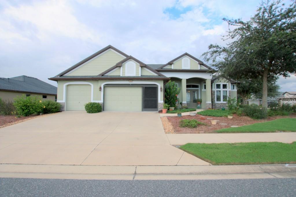 1009 Nantucket Sound, Mount Dora, FL 32757