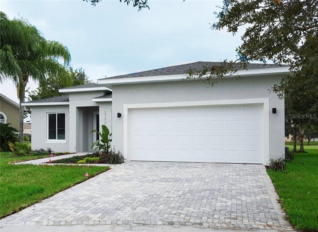 2702 Scarborough Ct., Kissimmee, FL 34744