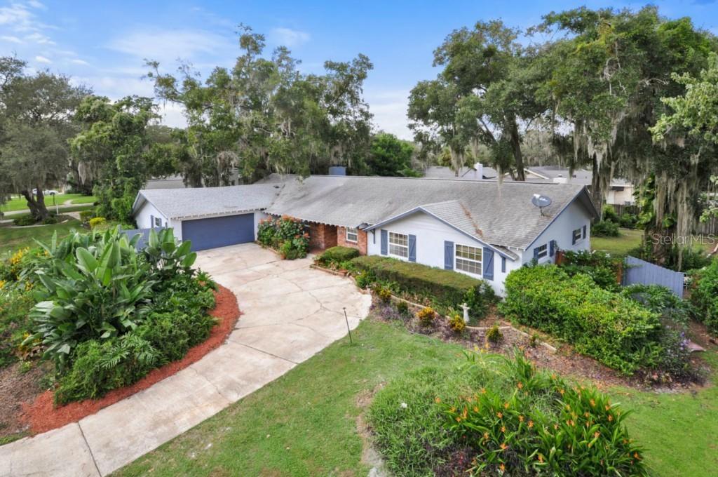 2353 Sunderland Rd., Maitland, FL 32751