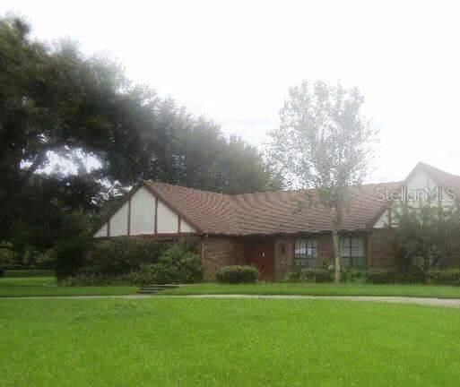 802 Tomahawk Tr., Brandon, FL 33511