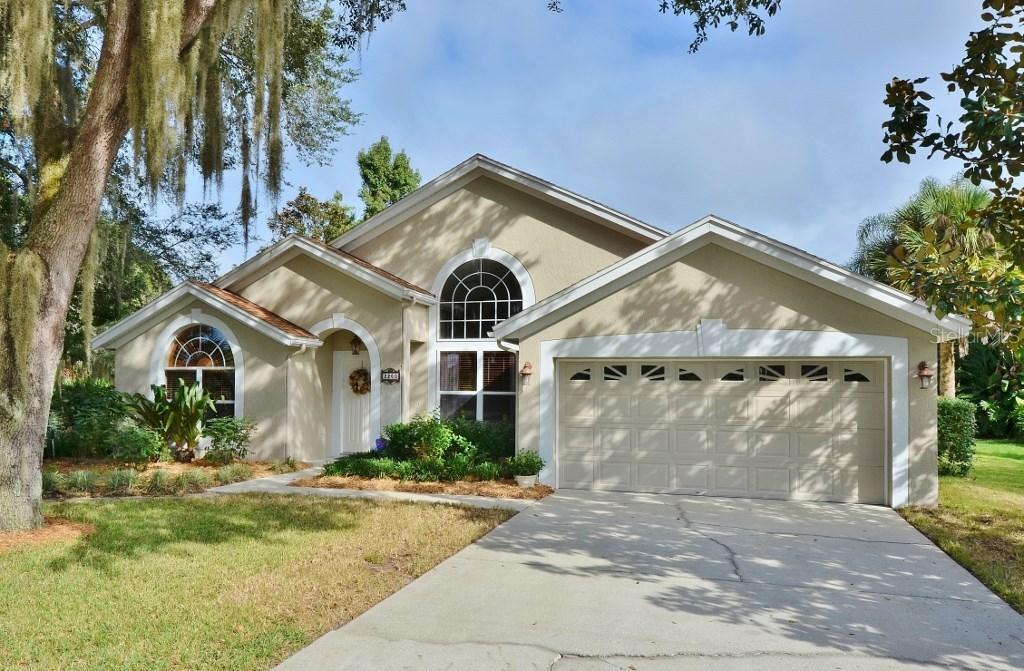 2260 E Riviera Blvd., Oviedo, FL 32765