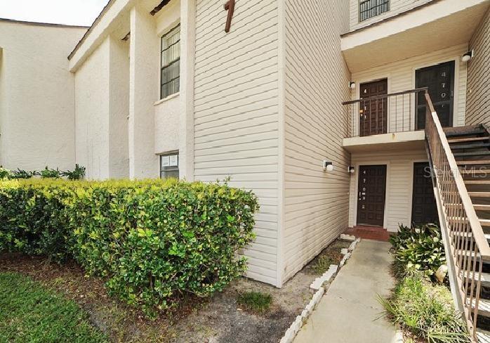 4709 Puritan Cir. #702, Tampa, FL 33617