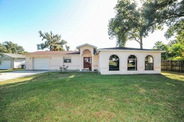 903 Knight St., Seffner, FL 33584