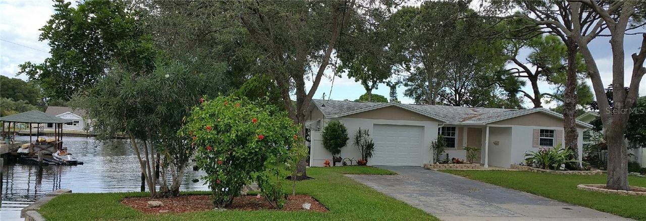 329 Tallahassee Dr., St Petersburg, FL 33702