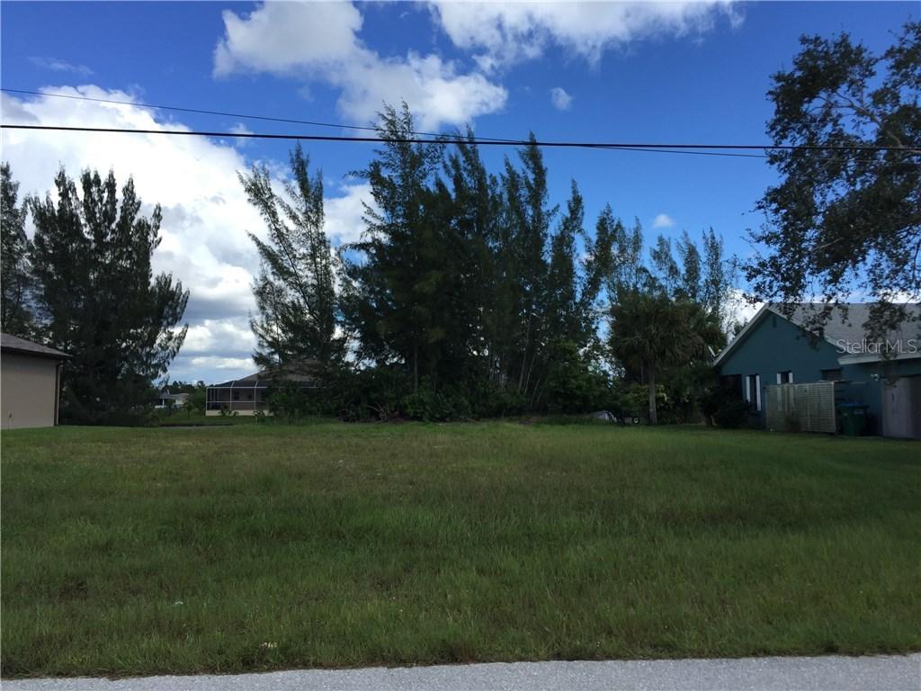 3523 SW 15th Pl., Cape Coral, FL 33914