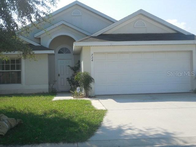 724 Woodlark Dr., Davenport, FL 33897